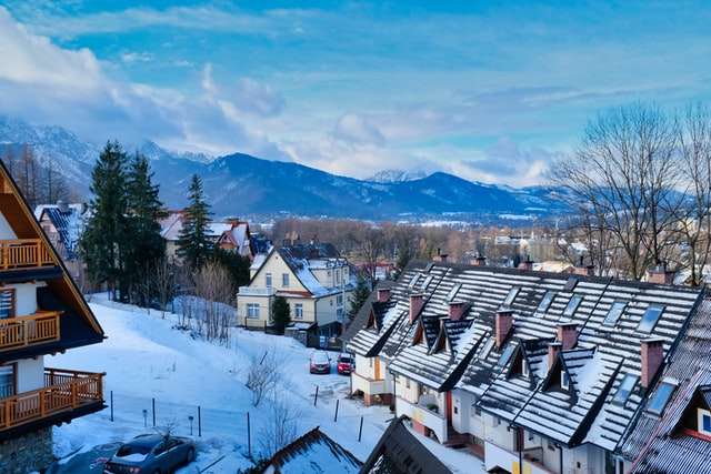 Zakopani é uma estação de ski na Polônia, um ótimo destino de inverno na Europa.